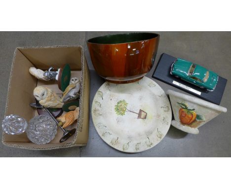 Owl figures, a glass decanter, a bowl and plate and a candlestick, etc. **PLEASE NOTE THIS LOT IS NOT ELIGIBLE FOR POSTING AN