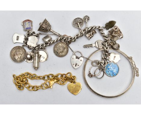 A SILVER CHARM BRACELET AND OTHER JEWELLERY, a silver curb link bracelet, fitted with a heart padlock clasp, hallmarked Birmi