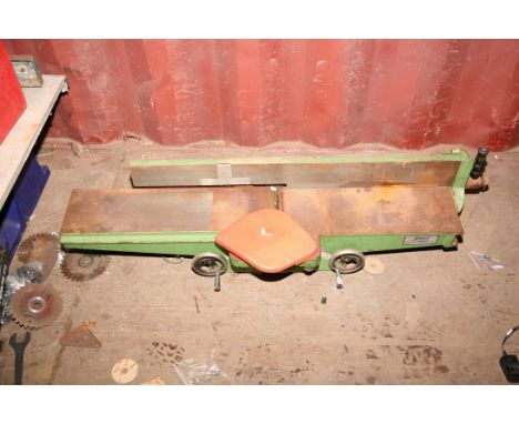 A VINTAGE WINMAX 6in BENCH JOINTER, total length 120cm with blade guard and right angle fence (Condition:- has some surface r