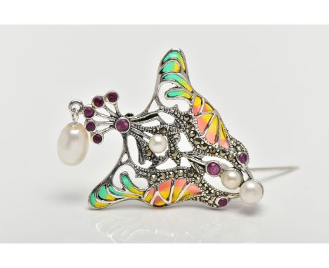 A WHITE METAL PLIQUE A JOUR BROOCH/PENDANT, of an openwork Art Noveau style, set with marcasite, rubies and cultured pearl ac
