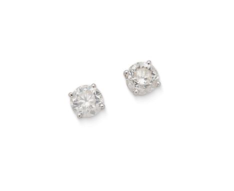  A pair of diamond earstuds  Each brilliant-cut diamond, in a four-claw setting, diamonds approx. 1.75 carats total, screwbac