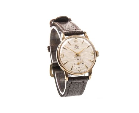 GENTLEMAN'S SMITHS NINE CARAT GOLD MANUAL WIND WRIST WATCH, 1940s, unsigned 15 jewel movement, the round dial with applied go