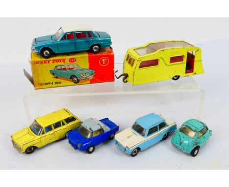 Dinky - Spot-On - A group of models including a boxed Triumph 2000 saloon # 135, it shows light signs of use and appears in G