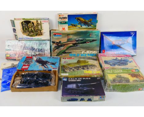 Monogram - Dragon - Hales - Riko - 10 x boxed model kits including Grumman F-6F Hellcat in 1:48 scale, T-50 Russian Light Tan