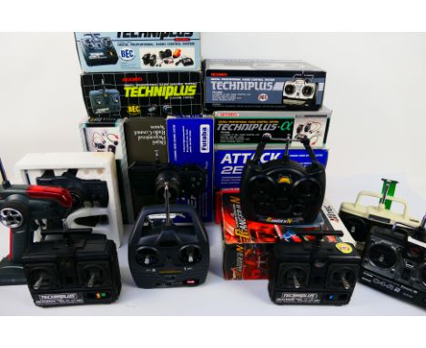 Acoms - Carson - HiTec - Other - A group of nine mainly unboxed RC control systems with 8 EMPTY RC controller boxes. Lot incl