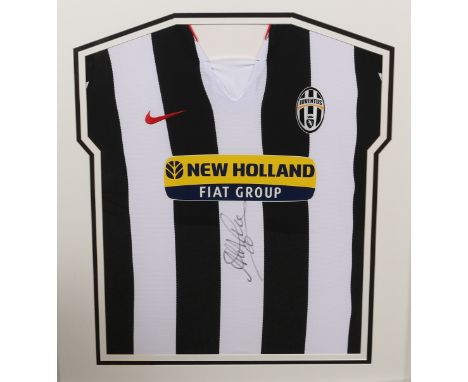 CRISTIANO RONALDO - SIGNED AUTOGRAPH JUVENTUS HOME FOOTBALL KIT SHIRT - PM  Antiques & Collectables