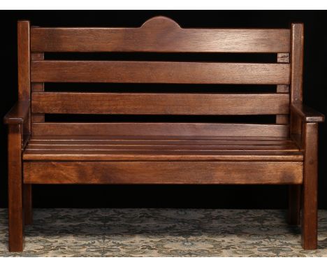 Charlie Bears wooden bench for displaying teddy bears, 40.5cm high, 56cm wide, 34cm deep