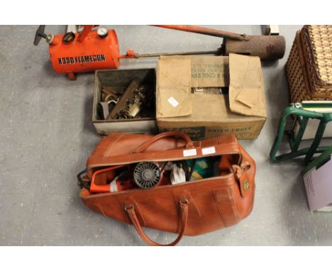 Quantity of tools etc