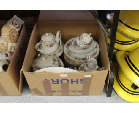 Box of Noritake "Tremont" dinner wares