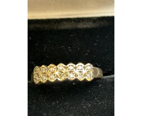 9ct Gold ring set with diamonds Size S 2g 