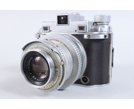 A Kodak Medalist II Camera, serial no 82528, shutter lever not cocking, rangefinder functions, body G, some wear, leatherette