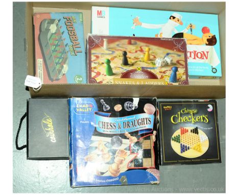 Childrens games a mixed group to include MB Operation, Mini Football, Chinese checkers plus others, (contents are unchecked).