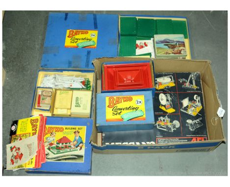 Meccano &amp; Bayko group of 4x sets. Meccano Electrical 4EL, Bayko Building Set 1, Bayko Converting Sets 2X &amp; 3X, all co