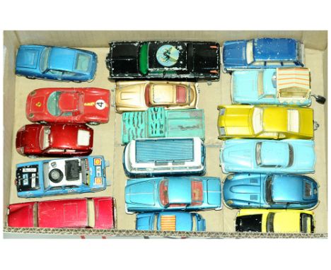 Corgi unboxed mixed group of vehicles. To include Aston Martin DB5 - Gold "James Bond", Land Rover "Daktari", Hillman Hunter 