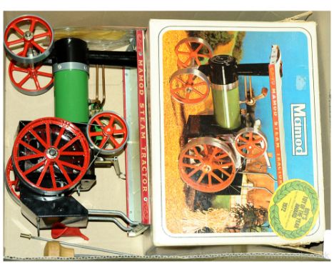 Mamod TE1a Steam Traction Engine, appears to have had little use, requires some cleaning, comes with various accessories &amp