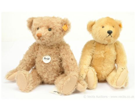 Steiff pair of teddy bears: (1) Steiff Original teddy bear, yellow tag 000195, cinnamon mohair, chest tag, with swing label, 