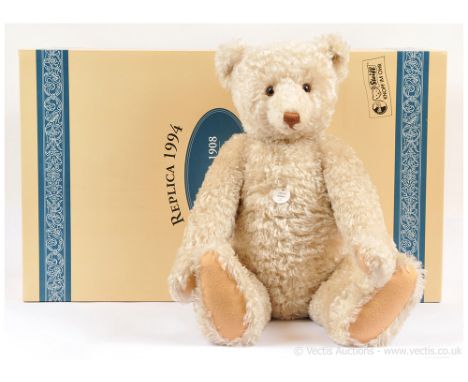 Steiff Teddy Bear replica 1908, white tag 406041, LE 7000, winter white curly mohair, chest tag, certificate, Excellent Plus 