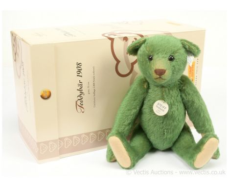 Steiff 1908 teddy bear replica, green mohair, 2005, LE 3000, white tag 408540, complete with chest tag, certificate, Excellen