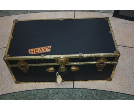 Good quality vintage travel trunk 