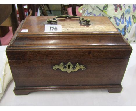 GEORGIAN MAHOGANY TEA CADDY, triple section metal cannisters with original brass escutcheon and shaped handle, 22cm width 