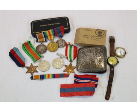 Collection of WW1 and WW2 Medals to include WW1 Victory Medal, WW1 British War Medal and a British Faithful Service Medal iss