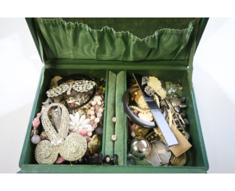 Green jewellery box and contents to include vintage costume jewellery, Gold & Silver