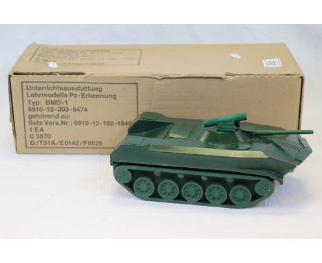 Boxed German Army Recognition Model, 1/20th Scale With info