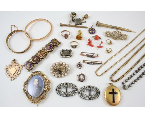 A QUANTITY OF JEWELLERY including a rose-cut diamond and enamel flying duck brooch, a rose-cut diamond trout brooch, a ruby a