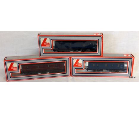 3 x Lima trains passenger coaches - 305356, 305360, 305357
