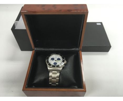A boxed gents Tissot watch V8 chronograph.