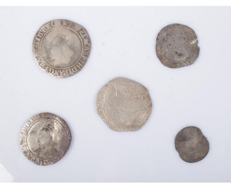 A collection of hammered coins including a Charles I hammered silver shilling, 6th bust. Tower mint sun mark, 1645-1646. An E