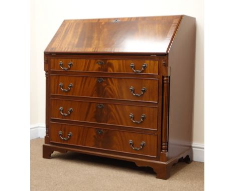 Quality Georgian style cross banded mahogany bureau, fall front enclosing fitted interior above four graduating drawers, shap