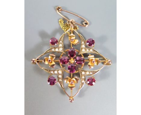 A 9 ct Gold, Amethyst and Seed Pearl Brooch, 4 cm, 3.8 g