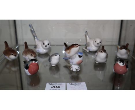 Collection of 11 Russian ceramic birds, various. (11) (B.P. 24% incl. VAT)