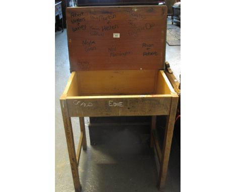 Vintage child's single school desk.(B.P. 24% incl. VAT)