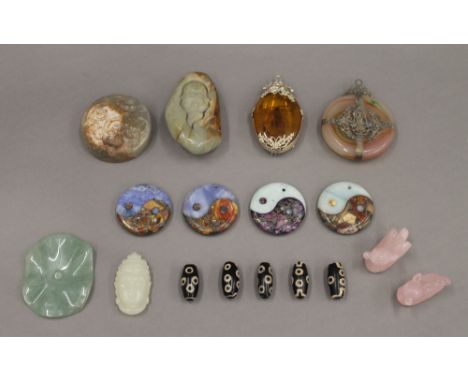 A quantity of Chinese jade carvings, etc.