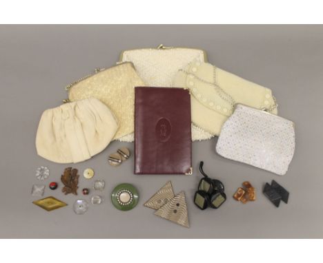 A quantity of vintage handbags, buttons, etc.