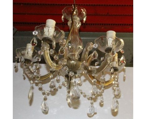 A five branch chandelier light fitting. D. 40 cm.