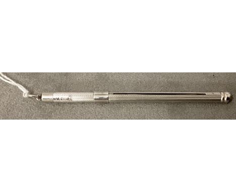 A Sterling silver cocktail swizzle stick, by William Manton, Birmingham Gold and Silversmiths Ltd Birmingham 1993, 5.8g 