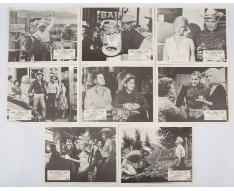 The Misfits (1961) Set of 8 Front of House cards, starring Marilyn Monroe, flat, 10 x 8 inches (8).
