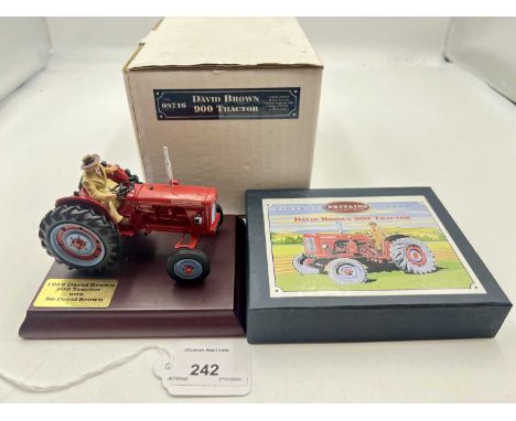Britains - Vintage Farm Range, [2008] Limited Edition Set 08716 - David Brown 900 Tractor, comprising: 1956 model David Brown
