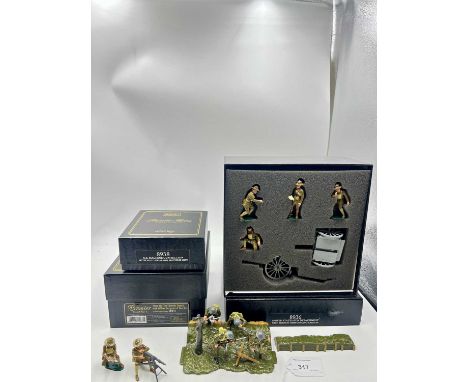 Britains - [Premier Series], comprising: Set 8936 - United States Gun Detachment with French 75mm Gun &amp; Caisson, Set 8938