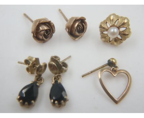 Two pairs of 9ct gold earrings and two odd 9ct gold earrings, some stone-set, combined 4.4g. UK P&amp;P Group 0 (£6+VAT for t