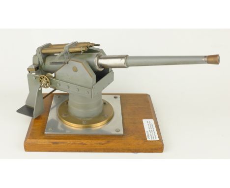 Engineer's painted brass and steel model of a Naval Anti-Aircraft gun mounted on wooden plinth 28cm   Condition Report   Clic