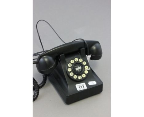 Vintage Style Black ' Wild and Wolf ' 302 Desk Phone