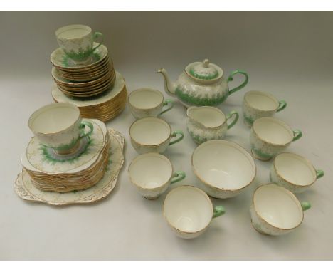 Royal Grafton Frinton, Teapot, milk jug, sugar bowl, large plate, 12 x medium side plates, 6 x large saucers, 6 x medium sauc