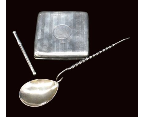 An Edwardian silver cigarette case of rectangular shape with banded engine turned decoration and central circular un-engraved