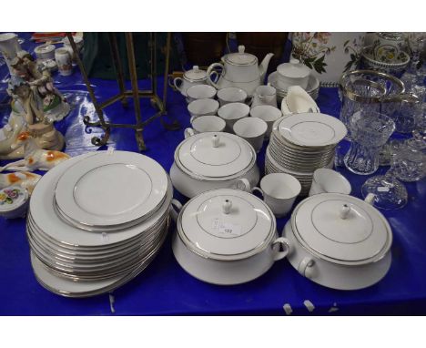 Quantity of Noritake Regency silver Legendary dinner and tea wares