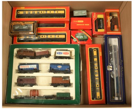 Hornby (GB), Lima &amp; Similar boxed and unboxed group of mixed items to include Lima L205257 Class 59 Hanson Diesel Locomot