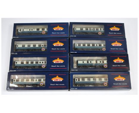 Bachmann group of BR Mk1 Coaches to include 39-225 Brake/Corridor Composite Coach, 39-025 Corridor Coach and others (see phot